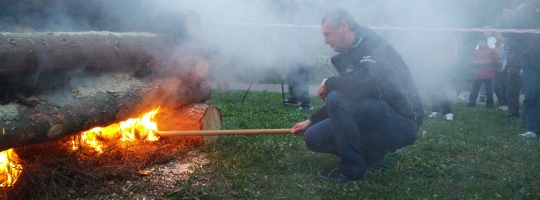 Ladislav Bárta - zapalování čarodějnic 2015 Žďár nad Sázavou